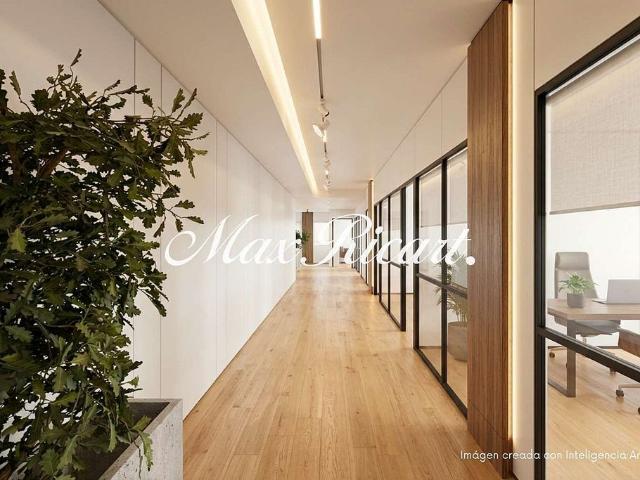 Oficina en alquiler en Barcelona, de 322 m² por 4.800