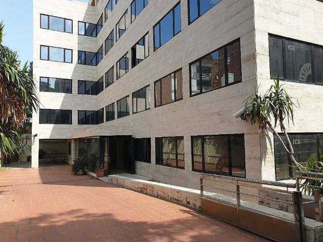 Oficina en alquiler en Barcelona, de 3.753 m² por 86.287