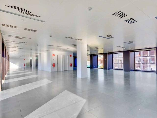 Oficina en Alquiler en Barri de les Corts