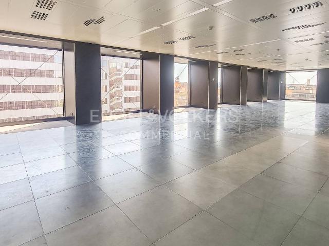 Oficina en Alquiler en Barri de les Corts