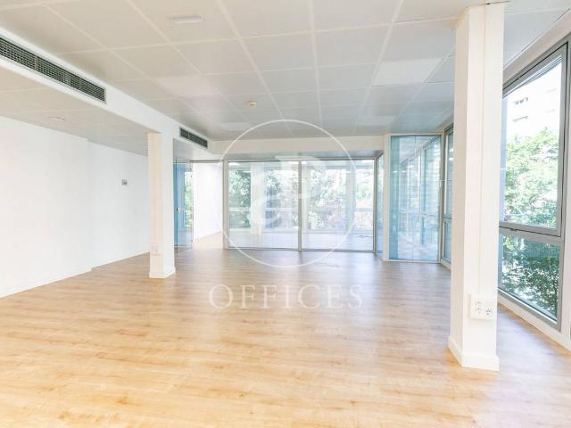 Oficina en Alquiler en Barri de les Corts