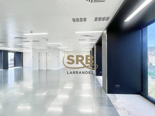 Oficina en Alquiler en Barri de les Corts