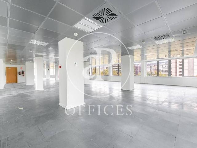 Oficina en Alquiler en Barri de les Corts