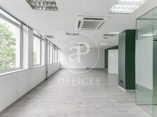 Oficina en Alquiler en Barri de les Corts