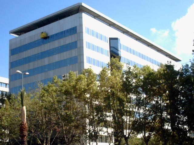 Oficina en Alquiler en Barri de les Corts