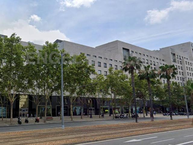 Oficina en Alquiler en Barri de les Corts