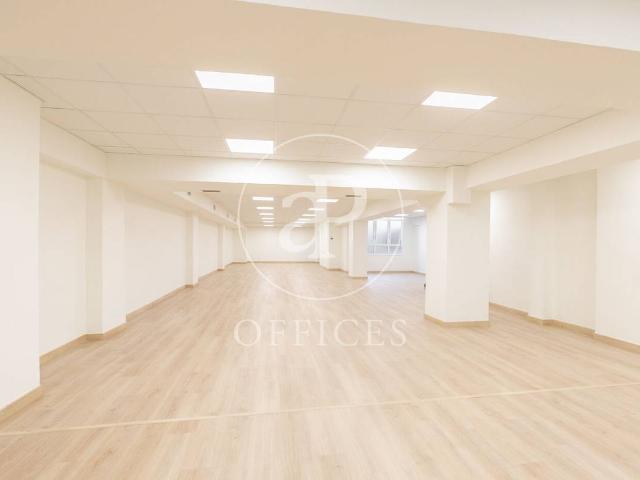Oficina en Alquiler en Barri de les Corts