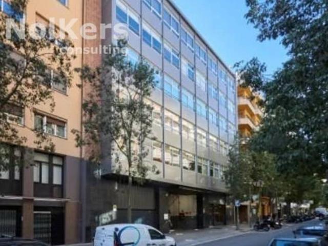 Oficina en Alquiler en Barri de les Corts