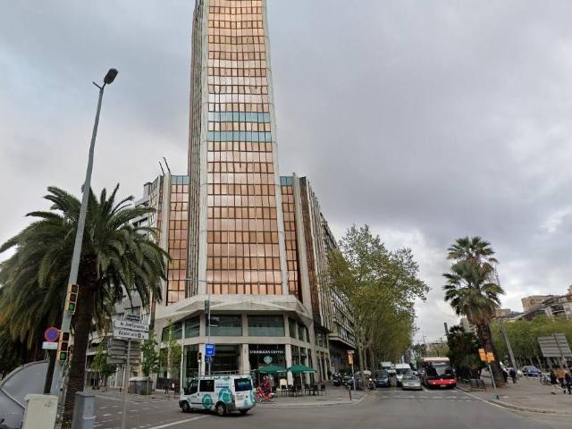 Oficina en Alquiler en Barri de les Corts