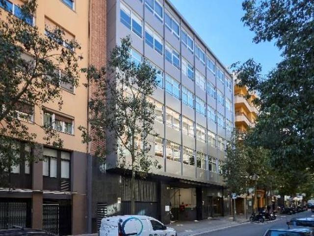 Oficina en Alquiler en Barri de les Corts