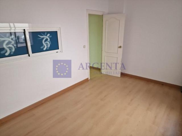 Oficina en alquiler en Cáceres