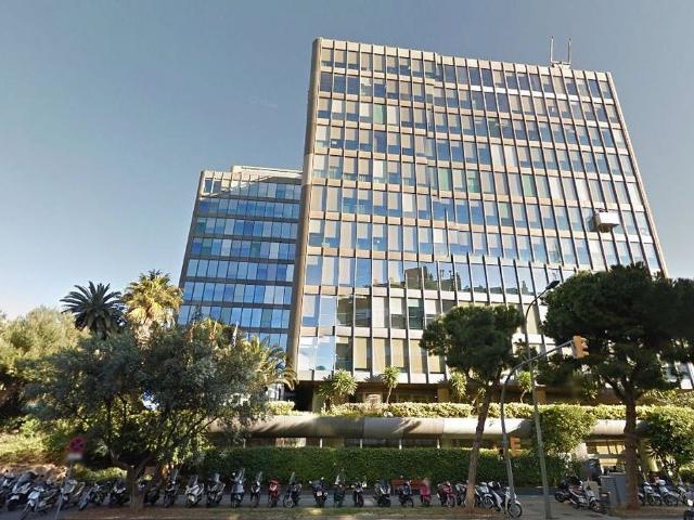 Oficina en alquiler en calle Augusta, Barcelona, de 375 m² por 8.250