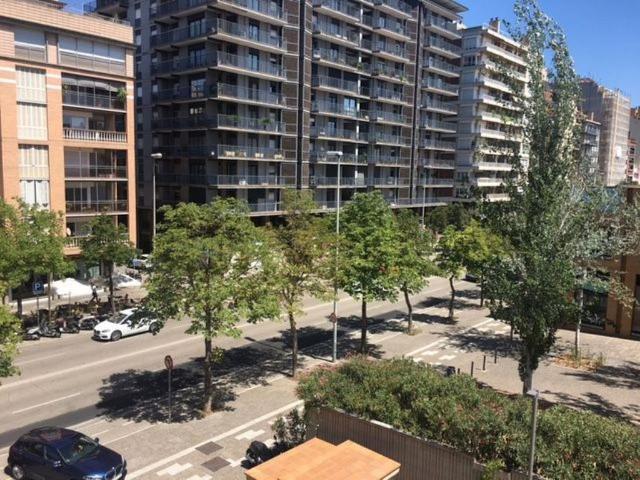 Oficina en alquiler en calle Barcelona, Girona, de 60 m² por 600