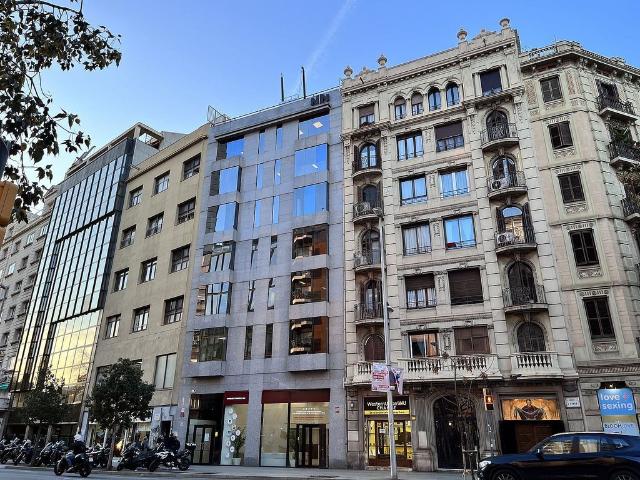 Oficina en alquiler en calle D'aragó, Barcelona, de 297 m² por 4.159