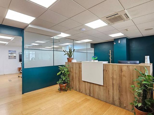 Oficina en alquiler en calle D'aribau, Barcelona, de 203 m² por 4.060