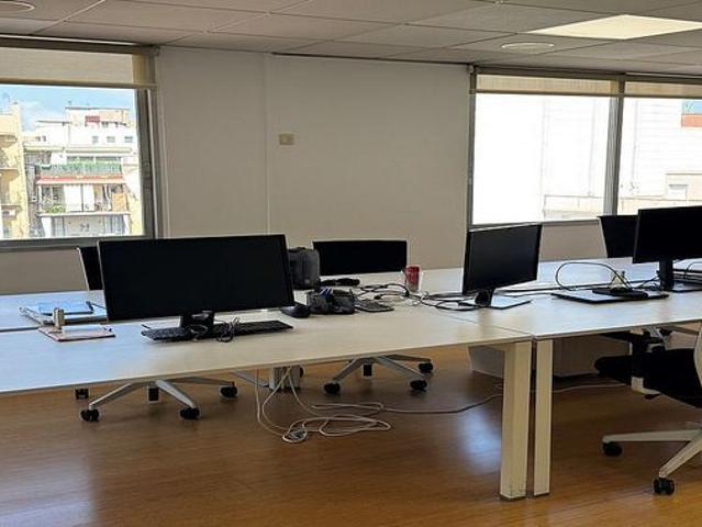 Oficina en alquiler en calle D'aribau, Barcelona, de 203 m² por 2.451