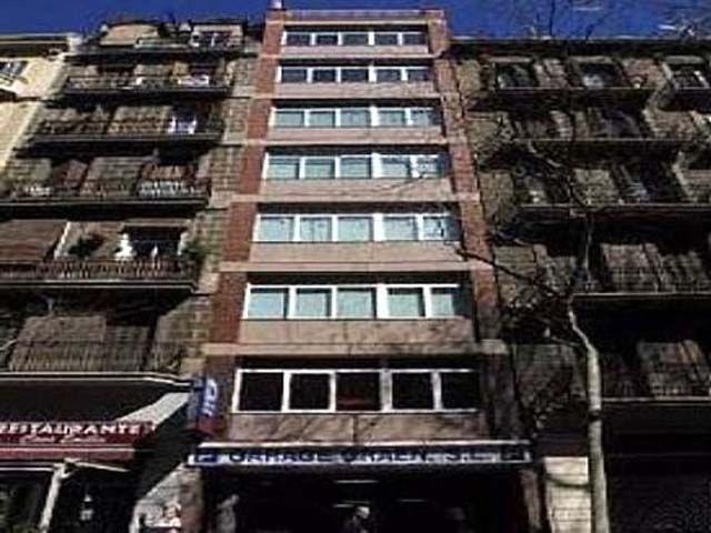 Oficina en alquiler en calle D'aribau, Barcelona, de 70 m² por 1.085