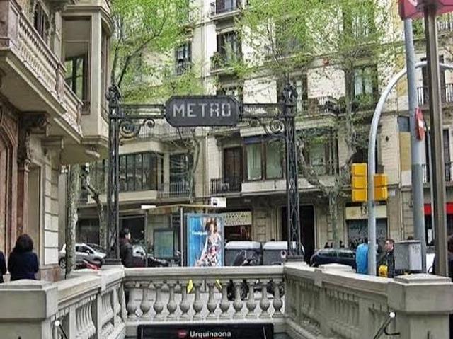Oficina en alquiler en calle D'ausiàs Marc, Barcelona, de 70 m² por 2.000