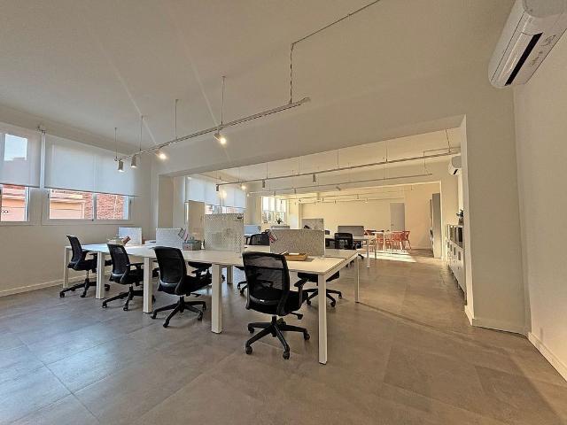 Oficina en alquiler en calle De Milà i Fontanals, Barcelona, de 111 m² por 2.680