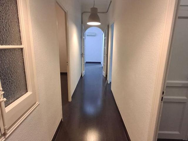 Oficina en alquiler en calle De Balmes, Barcelona, de 74 m² por 1.350