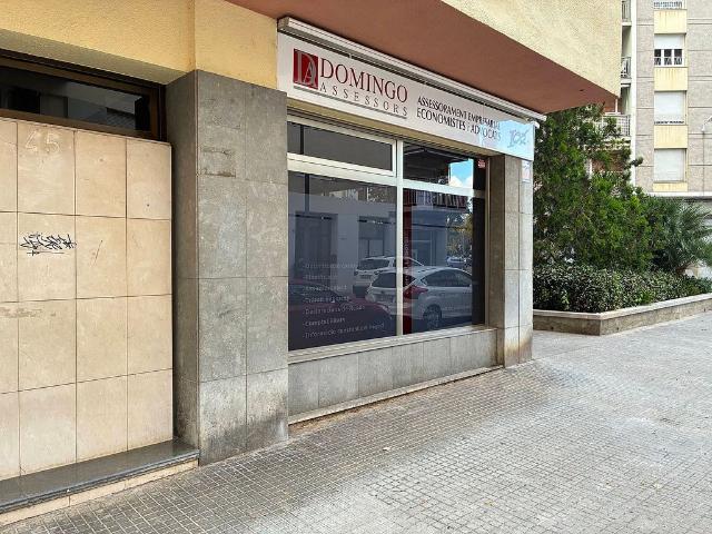 Oficina en alquiler en calle De Bernat de Belllloc, Reus, de 98 m² por 800