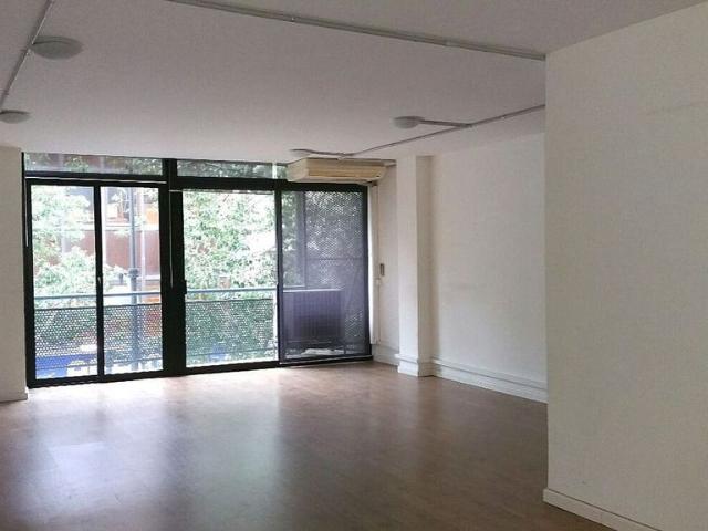 Oficina en alquiler en calle De Francesc Layret, Badalona, de 55 m² por 709