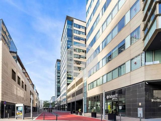 Oficina en alquiler en calle De Josep Pla, Barcelona, de 321 m² por 5.957