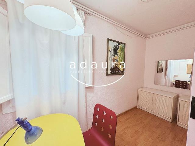 Oficina en alquiler en calle De la Riera, Mataró, de 7 m² por 380
