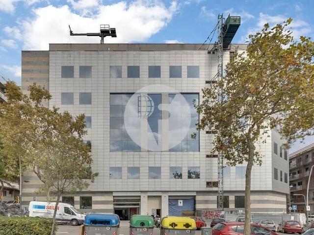 Oficina en alquiler en calle De Lepant, Barcelona, de 1.211 m² por 16.966