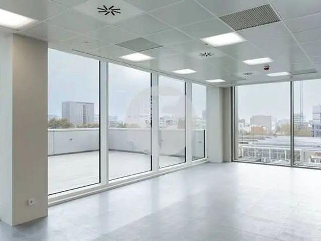 Oficina en alquiler en calle De Pujades, Barcelona, de 1.204 m² por 26.494