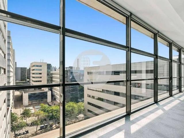 Oficina en alquiler en calle De Pujades, Barcelona, de 337 m² por 6.076