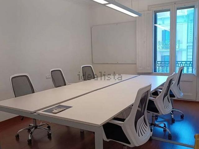 Oficina en alquiler en calle De Pau Claris, Barcelona, de 19 m² por 1.255