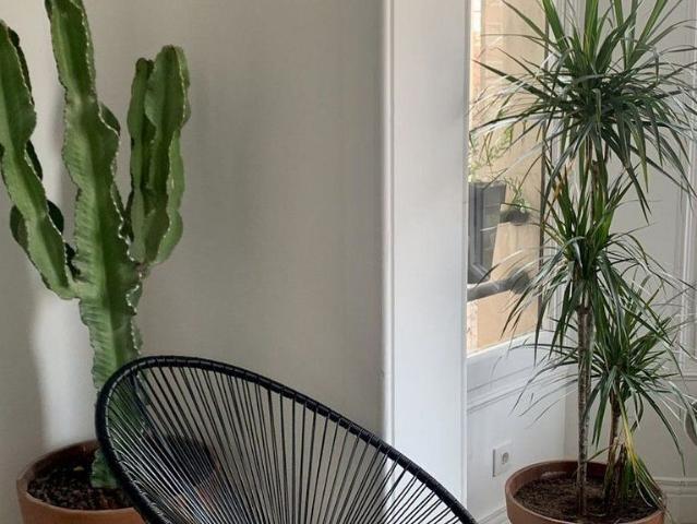 Oficina en alquiler en calle De Pau Claris, Barcelona, de 23 m² por 1.254