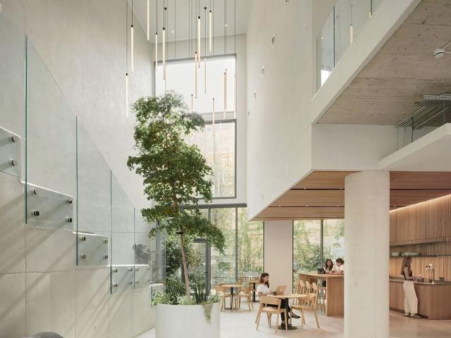 Oficina en alquiler en calle De Pere IV, Barcelona, de 705 m² por 36.000