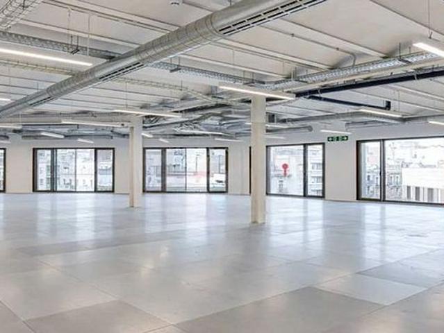 Oficina en alquiler en calle De Provença, Barcelona, de 915 m² por 24.705
