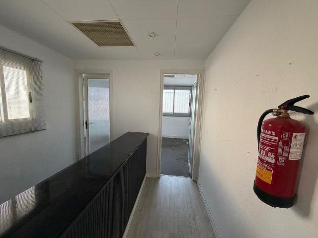 Oficina en alquiler en calle De Provença, Barcelona, de 25 m² por 754