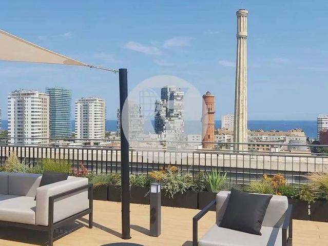 Oficina en alquiler en calle De Provençals, Barcelona, de 757 m² por 14.383