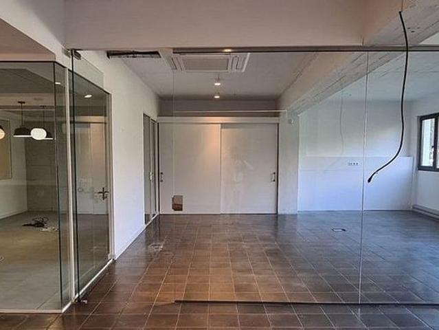 Oficina en alquiler en calle De Ramon Turró, Barcelona, de 352 m² por 5.990