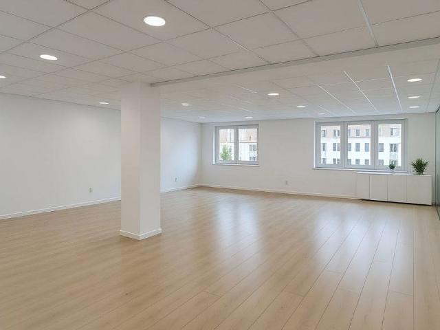 Oficina en alquiler en calle De Tuset, Barcelona, de 180 m² por 2.700