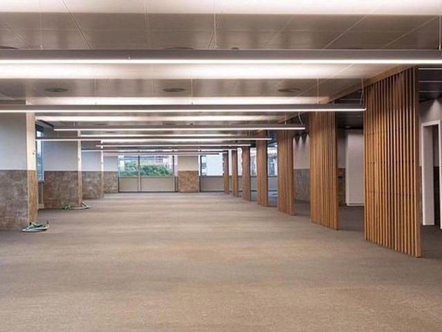 Oficina en alquiler en calle De Tarragona, Barcelona, de 765 m² por 12.955