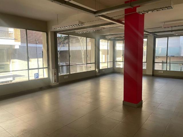 Oficina en alquiler en calle De Tavern, Barcelona, de 75 m² por 1.250
