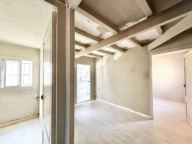 Oficina en alquiler en calle De València, Barcelona, de 50 m² por 990