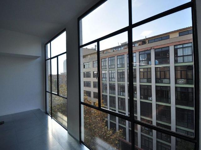 Oficina en alquiler en calle De Zamora, Barcelona, de 96 m² por 1.615