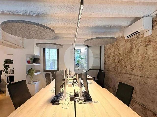 Oficina en alquiler en calle Del Taulat, Barcelona, de 468 m² por 9.500