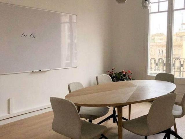 Oficina en alquiler en calle Del Consell de Cent, Barcelona, de 18 m² por 1.518