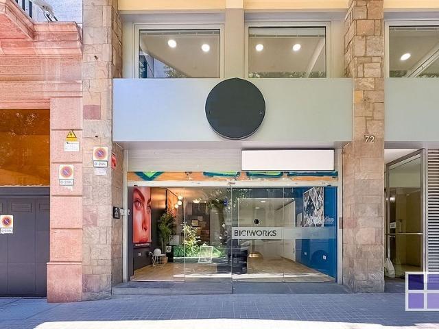 Oficina en alquiler en calle Del Consell de Cent, Barcelona, de 600 m² por 5.300