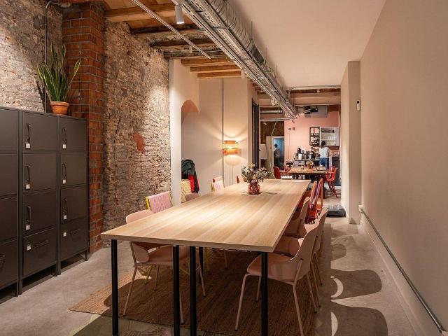Oficina en alquiler en calle Dels Flassaders, Barcelona, de 50 m² por 1.700