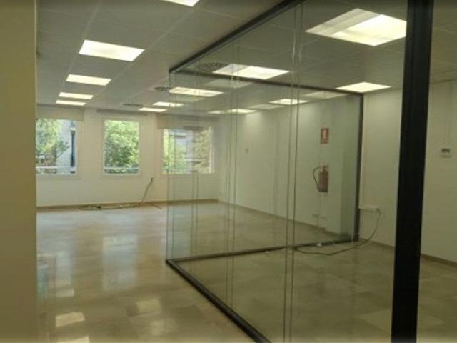 Oficina en alquiler en calle D'entença, Barcelona, de 95 m² por 1.378