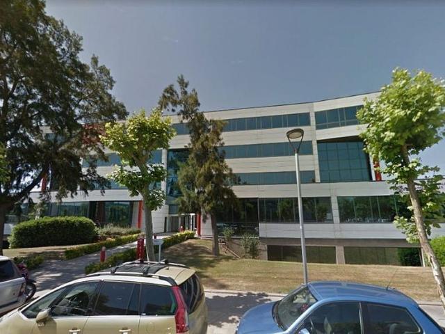 Oficina en alquiler en calle D'osona, Prat de Llobregat, El, de 212 m² por 1.747