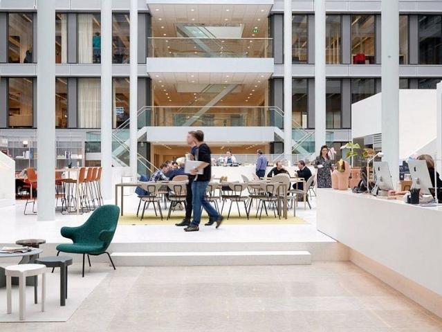 Oficina en alquiler en calle Gran Via de Les Corts Catalanes, Barcelona, de 26 m² por 2.714